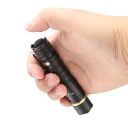 L2S-SE  Flashlight has a maximum brightness of 1050 lumens and is stable and reliable in outdoor activities (disposable battery)