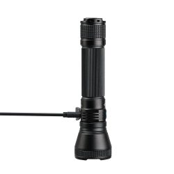 MT40 HIGH-BRIGHTNESS MAGNETIC LONG-RANGE FLASHLIGHT 2000 LUMENS 16 HOURS