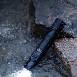 TrustFire T10R Rechargeable Flashlight 1800 Lumens